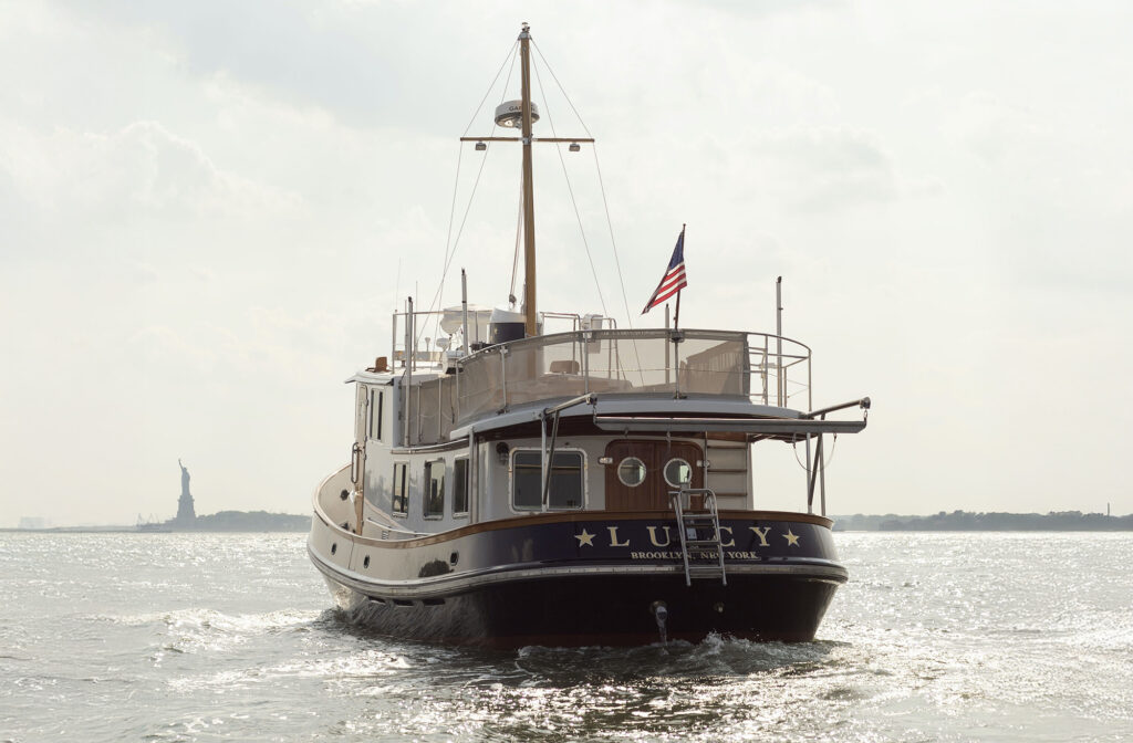 Tug boat
